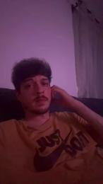 Rhiverss — 在 cam4 直播的网络摄像头模特