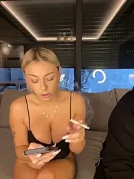 SexOnMyLvL — 在 stripchat 直播的网络摄像头模特