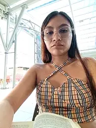 Leticia_Hinkley_ — Stripchat stream photo (Apr 2026)