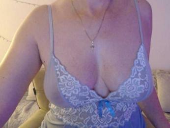 goodSnowQueen — bongacams