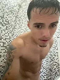_adriielzx — Stripchat stream photo (Jul 2026)