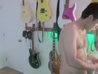 flanneldong — Chaturbate stream photo (Apr 2026)
