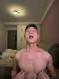 ICE1069 — Stripchat stream photo (Jul 2026)