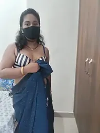 Lily-Darlling — Stripchat stream photo (Aug 2026)
