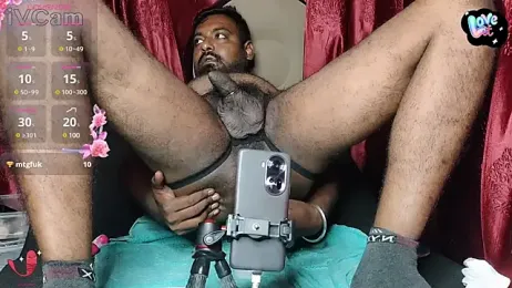 RONI--ROMANTIC — Stripchat stream photo (Jul 2025)