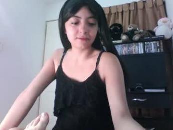 finnky1 — 在 chaturbate 直播的网络摄像头模特
