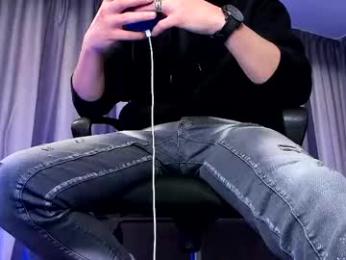 paris_lock — Chaturbate stream photo (Apr 2026)