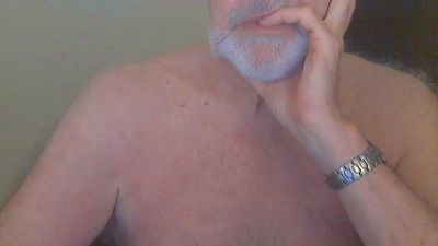 hairybull — 在 cam4 直播的网络摄像头模特