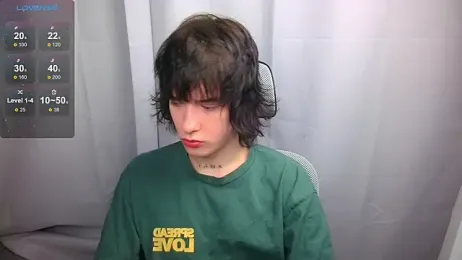 LeonBoykisser — 在 stripchat 直播的网络摄像头模特