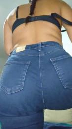 mari_ass — 在 cam4 直播的网络摄像头模特