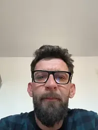 Michel_huge — 在 stripchat 直播的网络摄像头模特