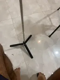 hot_janvi_ — 在 stripchat 直播的网络摄像头模特