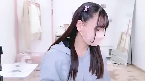 tsubaki28 — Stripchat stream photo (Jun 2025)