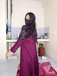 riya190 — Stripchat stream photo (Feb 2026)