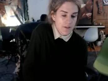 katiecutie_5 — 在 chaturbate 直播的网络摄像头模特