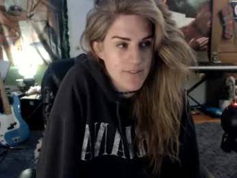 katiecutie_5 — 在 chaturbate 直播的网络摄像头模特