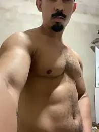 Superbigmr — Stripchat stream photo (Apr 2026)