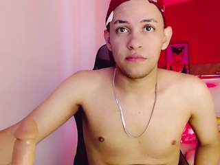 guys-sex18 — Camsoda stream photo (Apr 2026)