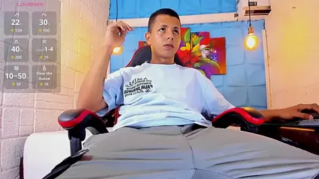 boy_bigcock24cm — Stripchat stream photo (Mar 2026)