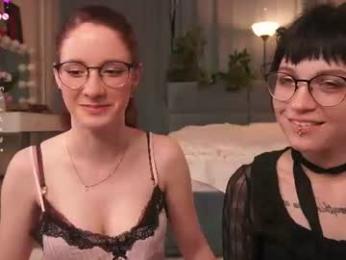 huba_booba — 在 chaturbate 直播的网络摄像头模特