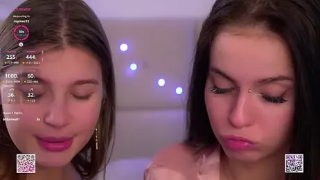 vivid_girls_vg — 在 stripchat 直播的网络摄像头模特