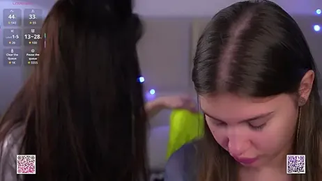 vivid_girls_vg — 在 stripchat 直播的网络摄像头模特