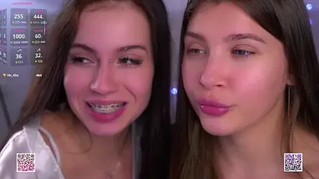 vivid_girls_vg — 在 stripchat 直播的网络摄像头模特