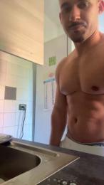 Brasiliano_cri9 — 在 cam4 直播的网络摄像头模特