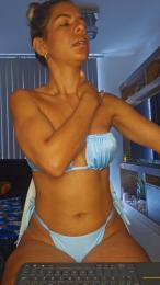 irina_kiss69 — Cam4 stream photo (May 2026)
