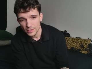 jackdesfeux — 在 camsoda 直播的网络摄像头模特