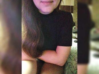 M-o-R-k-O-v-K-a — 在 bongacams 直播的网络摄像头模特