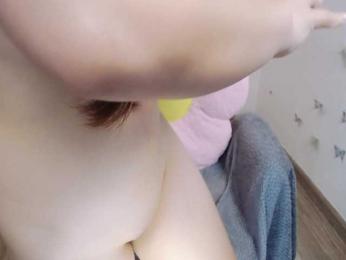 Angela19 — 在 bongacams 直播的网络摄像头模特