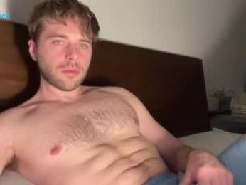 hot8pack01 — 在 chaturbate 直播的网络摄像头模特