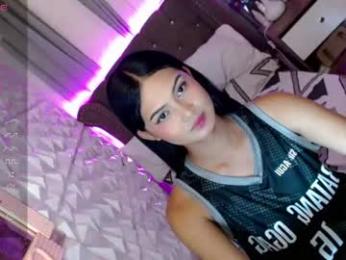 brownsausageroberta — 在 chaturbate 直播的网络摄像头模特