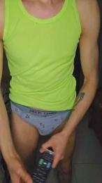 robinodxxx — 在 cam4 直播的网络摄像头模特