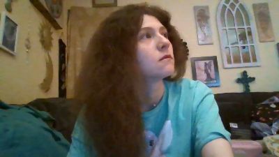 QueenCrimson — Cam4 stream photo (Aug 2026)