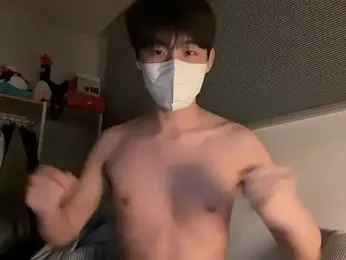 jeruri — 在 stripchat 直播的网络摄像头模特