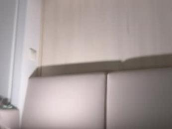 lesi_moonie — 在 chaturbate 直播的网络摄像头模特