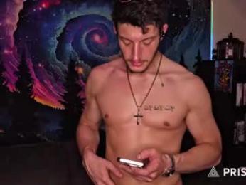 hardselfsucker1 — 在 chaturbate 直播的网络摄像头模特