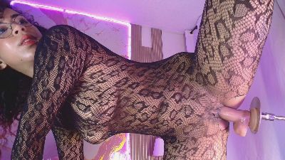 Collins_Daph — 在 cam4 直播的网络摄像头模特