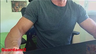 guardami2 — Cam4 profile photo