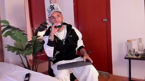 Thiagoferreti — Stripchat stream photo (Apr 2026)