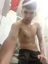 droale — Stripchat stream photo (Jun 2026)