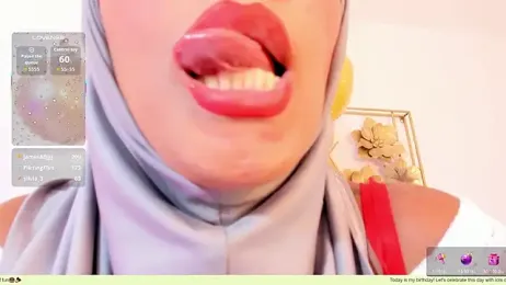 hanajameela — 在 stripchat 直播的网络摄像头模特