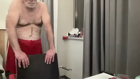 coach-karl — 在 stripchat 直播的网络摄像头模特