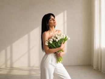 ZenoviaNoir — Livejasmin stream photo (May 2026)