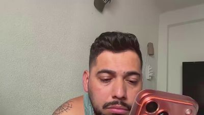 jhonny_jey — 在 cam4 直播的网络摄像头模特