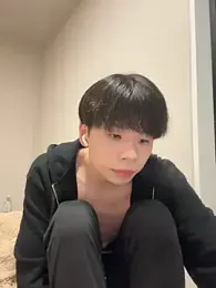 H_H25252 — 在 stripchat 直播的网络摄像头模特