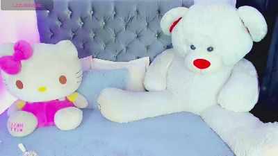 SexyJuliaa01 — Cam4 stream photo (Feb 2026)