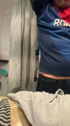 aburrido35 — Cam4 stream photo (Apr 2026)